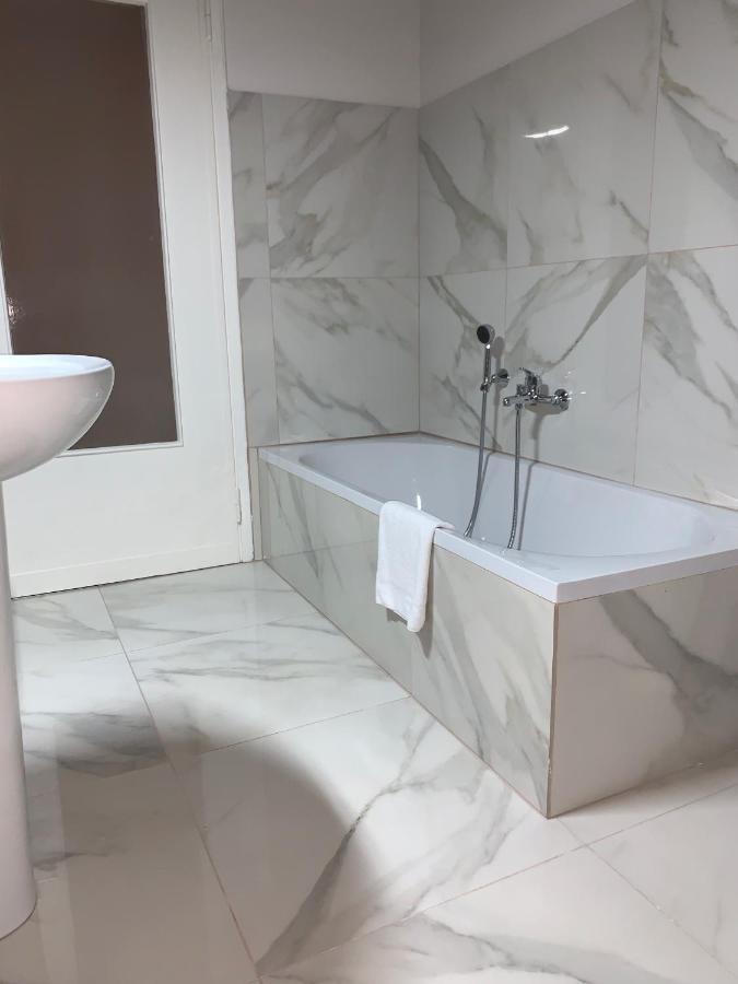 Suite Lame 37 Rental Rooms Bologna Esterno foto